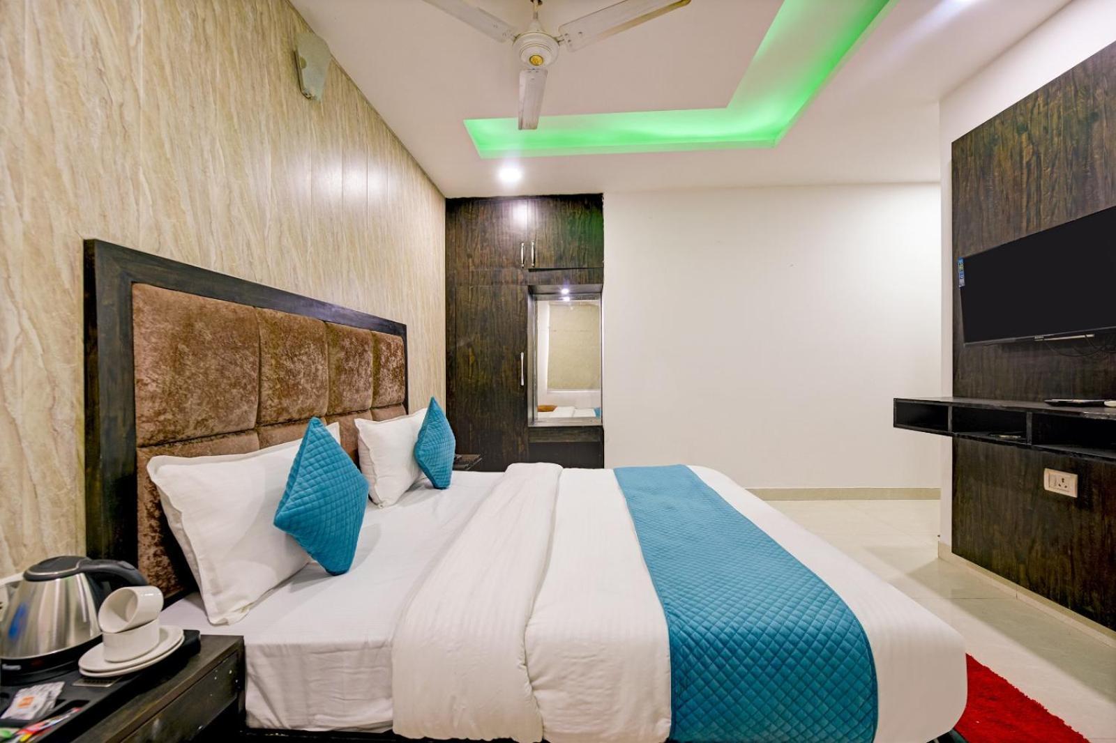 The Glory Suites Near Igi Airport นิวเดลี ภายนอก รูปภาพ